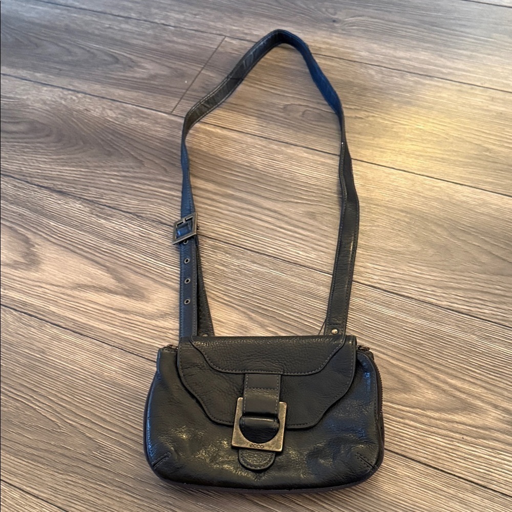 Ecco Black Leather Crossbody Bag